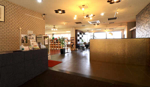 【ロビー】おしゃれなスペースになっています