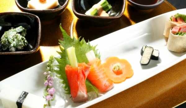 夕食懐石前菜 信州の食材を厳選