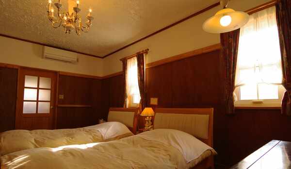 静かな時間の流れる小さな宿です。