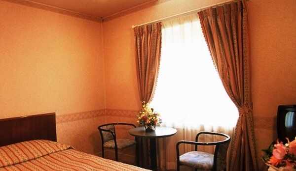 ダブルベッドルーム