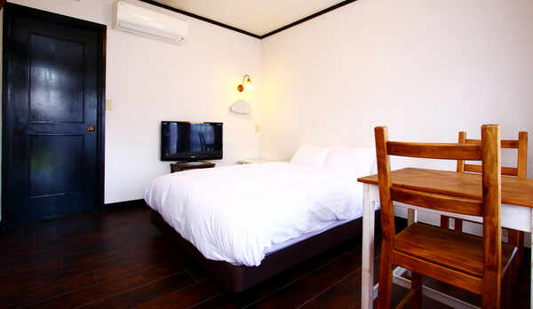 ダブルルーム◆ダブル限定でシモンズベッドを使用しております