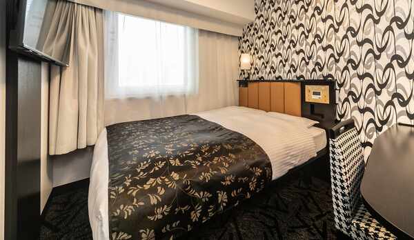 スタンダードルーム　ベッド横【禁煙室】