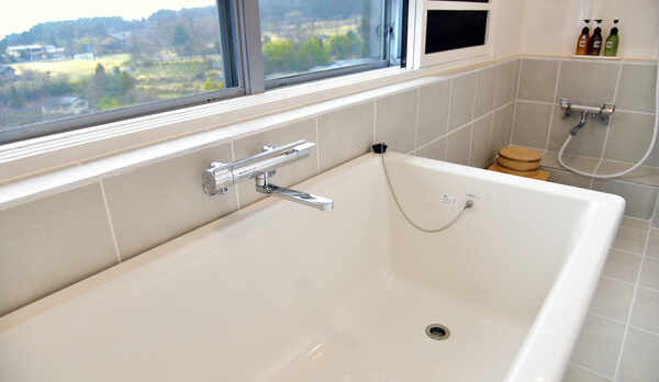 リニューアル♪半露天風呂付和洋室