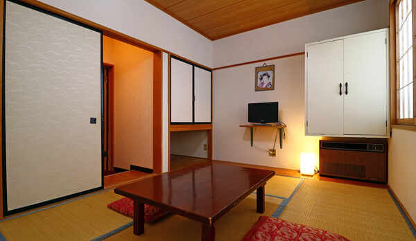おひとり様も宿泊可『和室6畳』トイレ・洗面付