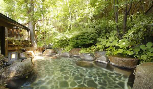 〜露天風呂　岩〜