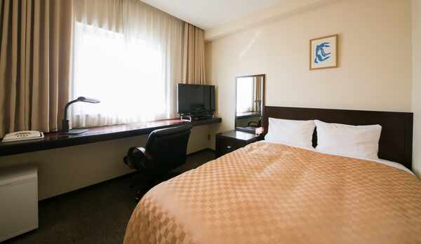 【ダブルルーム】 ゆったり広々16㎡ 　　　　　最高級ダブルベッド(W140)