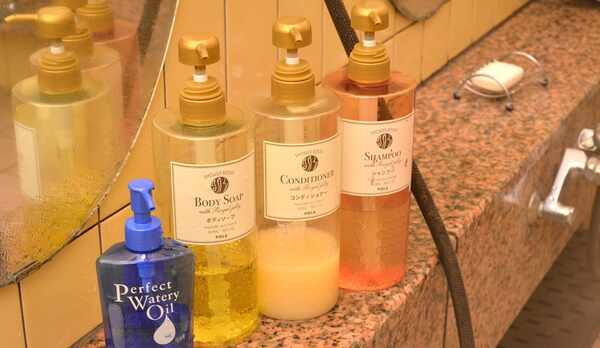 *アメニティ/香り豊かなPOLA化粧品。シャンプー＆ボディーソープをご用意。