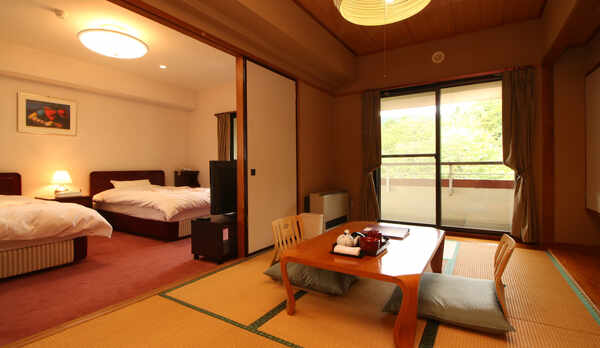 【和洋室】広めの客室はゆったりとご利用できます
