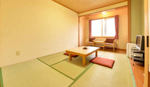 *和室6畳〜8畳トイレ無し（客室一例）/ビジネスや一人旅に◎足を伸ばしてのんびりとお寛ぎ下さい。