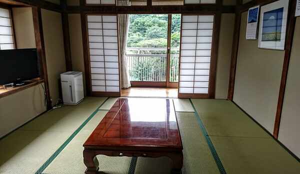客室例