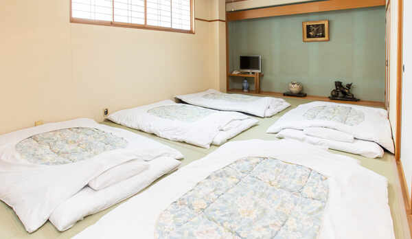 【禁煙】和室１〜５名様（バスなし）