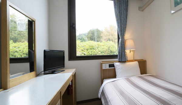 シングルエコノミー(バスなしトイレと洗面台)山側 禁煙