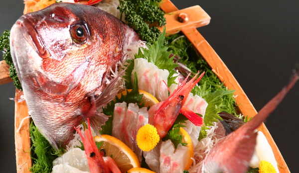 あわびの踊り焼き＆伊勢えびの活造りの舟盛り (1)