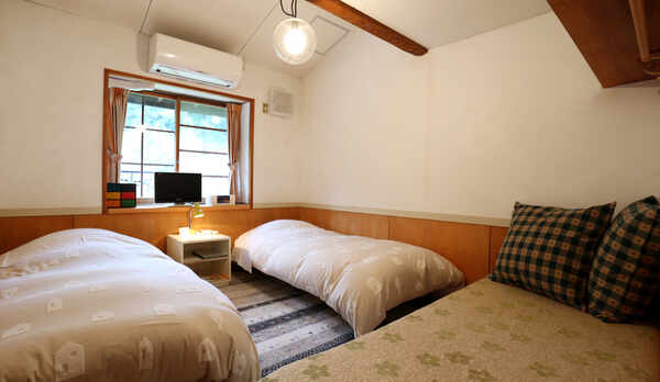 スタンダードツイン・スイートルーム　寝室