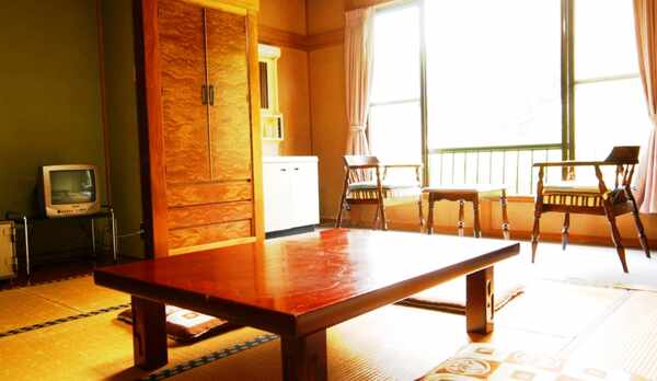 【部屋】和室8畳