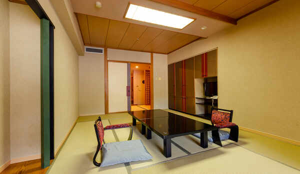 ◆グランシャトー館　和室10畳又は12畳(A)（Wi-Fi可）