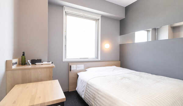 【スタンダードルーム】眠りを追及した150cm幅のワイドベッドと適度な硬さのマットでぐっすり