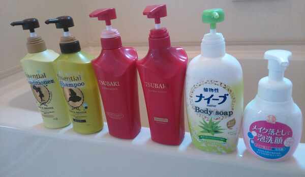 シャワールーム　シャンプー・ボディーソープなど