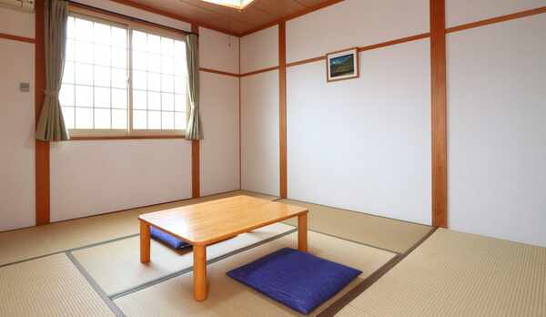 【客室】８畳和室（全室ユニットバス付）