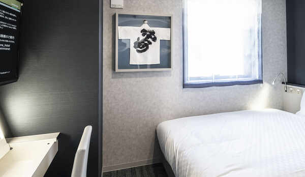 【シングルルーム】11.63㎡、ベッド125cm&times;195cm　1台、LGスタイラー設置