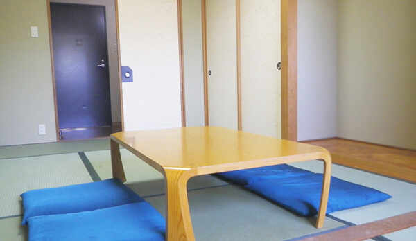 *【客室】畳のお部屋でのんびり足を伸ばして、お寛ぎ下さい。