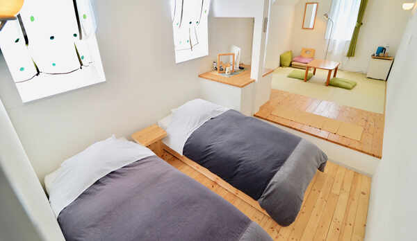 海をのぞむ和洋室２階