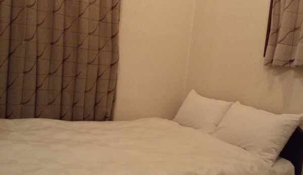 客室セミダブル