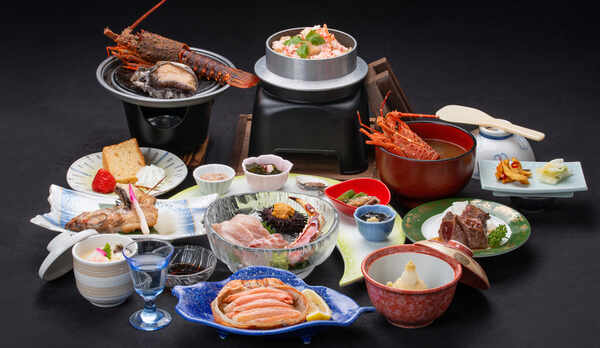 *【夕食例（潮の膳）】ロブスター半身焼きはこのプランだけ！アワビと共にぷりぷりな身をご堪能ください。