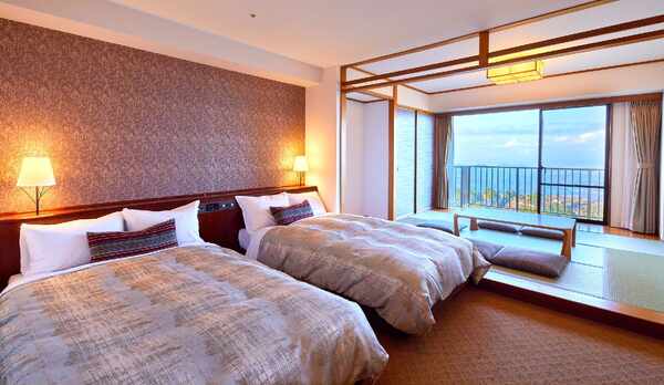 ☆【客室】和洋室　富士山や天城山系の壮大な眺望が広がる和洋室（一例）