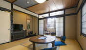 ・客室一例　ご家族やご夫婦、カップルで和やかな時間をお過ごしください
