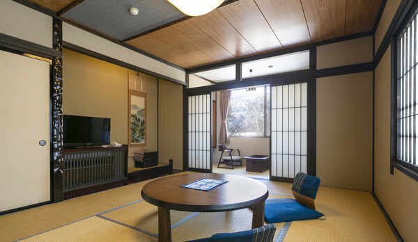 ・客室一例　ご家族やご夫婦、カップルで和やかな時間をお過ごしください