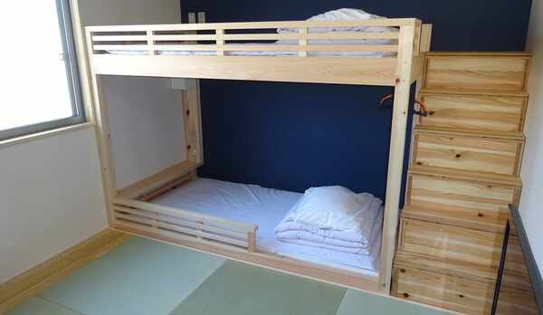 ９畳タイプの居室右側