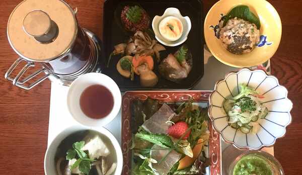 身体のことを考えた女将手作りのおいしい朝食（一例）