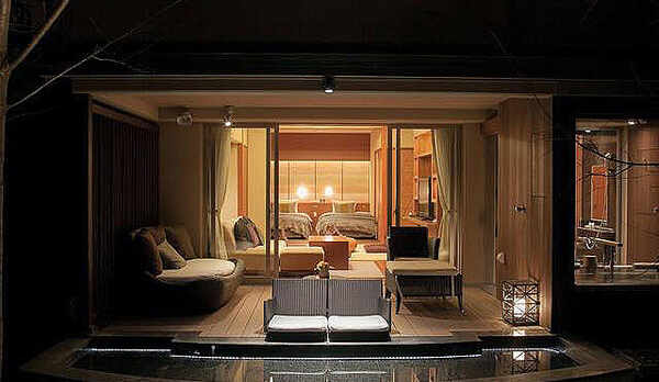 露天風呂付テラス付和洋室（52平米）・１階（専用足湯有）（C）