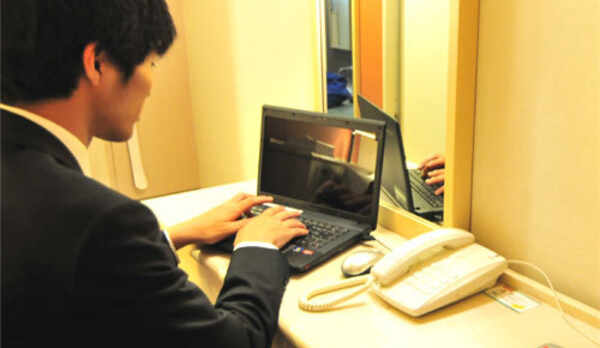 Wi-Fi環境完備！お持ちのPC・スマートフォンでインターネット！