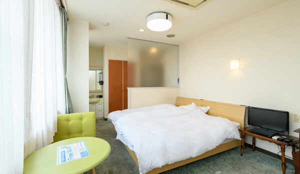 ツインルーム（バス・トイレなし）