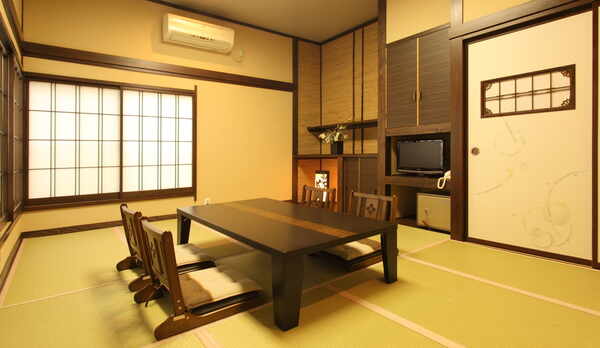 白根【和室10畳・洗浄機能付トイレ】角部屋／眺望の良いお部屋