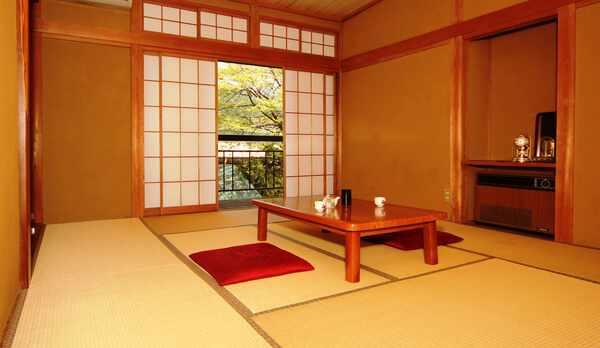 ゆとりのある和室10畳