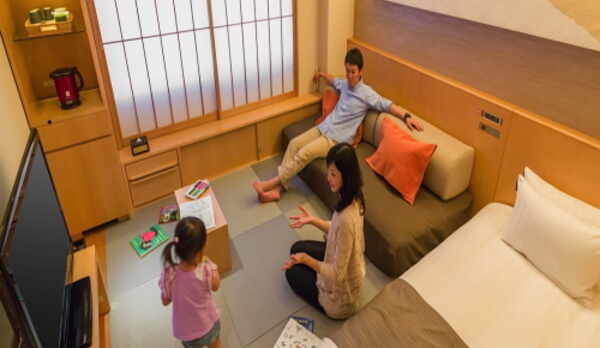 お子様連れのご旅行に♪和モダンなツイン（写真は１ベッド）