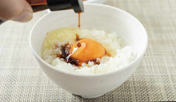 たまごかけご飯は有機しょうゆで♪