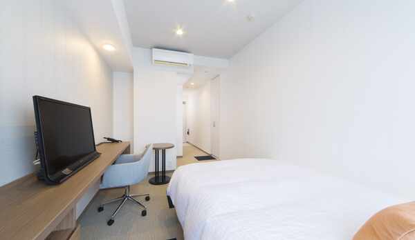 【レジデンシャル（1名）】簡単な調理も可能なミニキッチンも備え付けております。