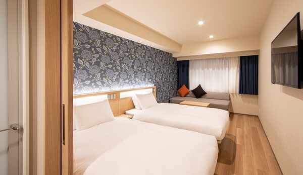 スタンダードツイン with Sofa