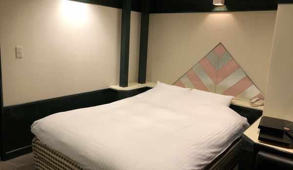 ダブルルーム　ダブルサイズのベッドになります。