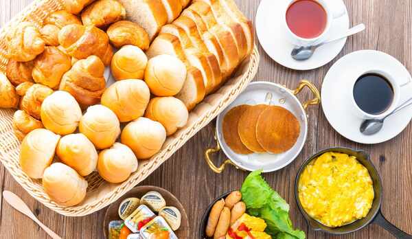 一日の始まりを迎えるモーニングビュッフェ