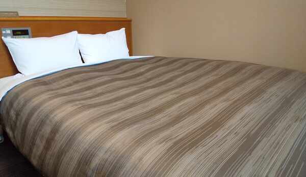 セミダブルベッド