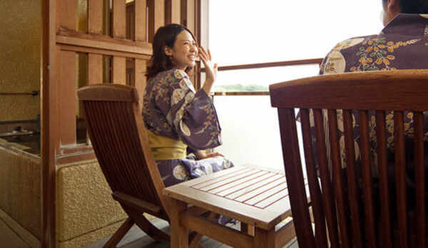 風の庭　テラスデッキ