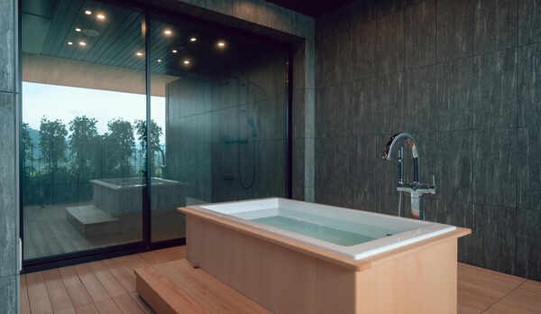 スイートルーム　ユニバーサル