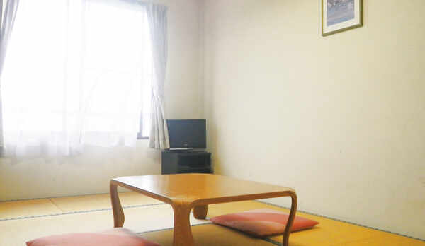 *【客室一例】落ち着いた雰囲気のなか、ごゆっくりお休みください。  