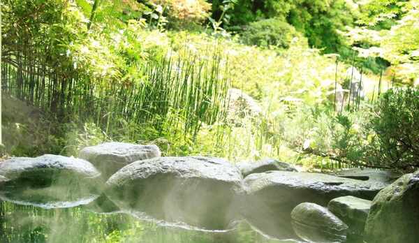 美肌の湯として評判の露天風呂