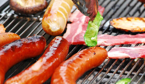 お好きな食材を持ち込んで♪ワイワイバーベキュー!